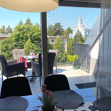 Atrium Apartman Heviz Mit Panoramaterrasse Und Tiefgarage Exteriör bild