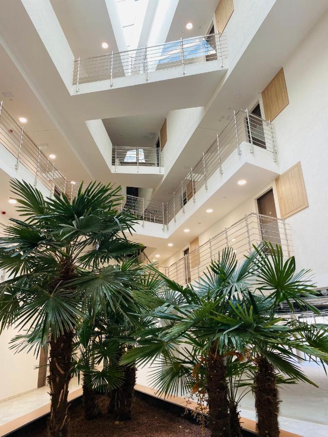 Atrium Apartman Heviz Mit Panoramaterrasse Und Tiefgarage Exteriör bild