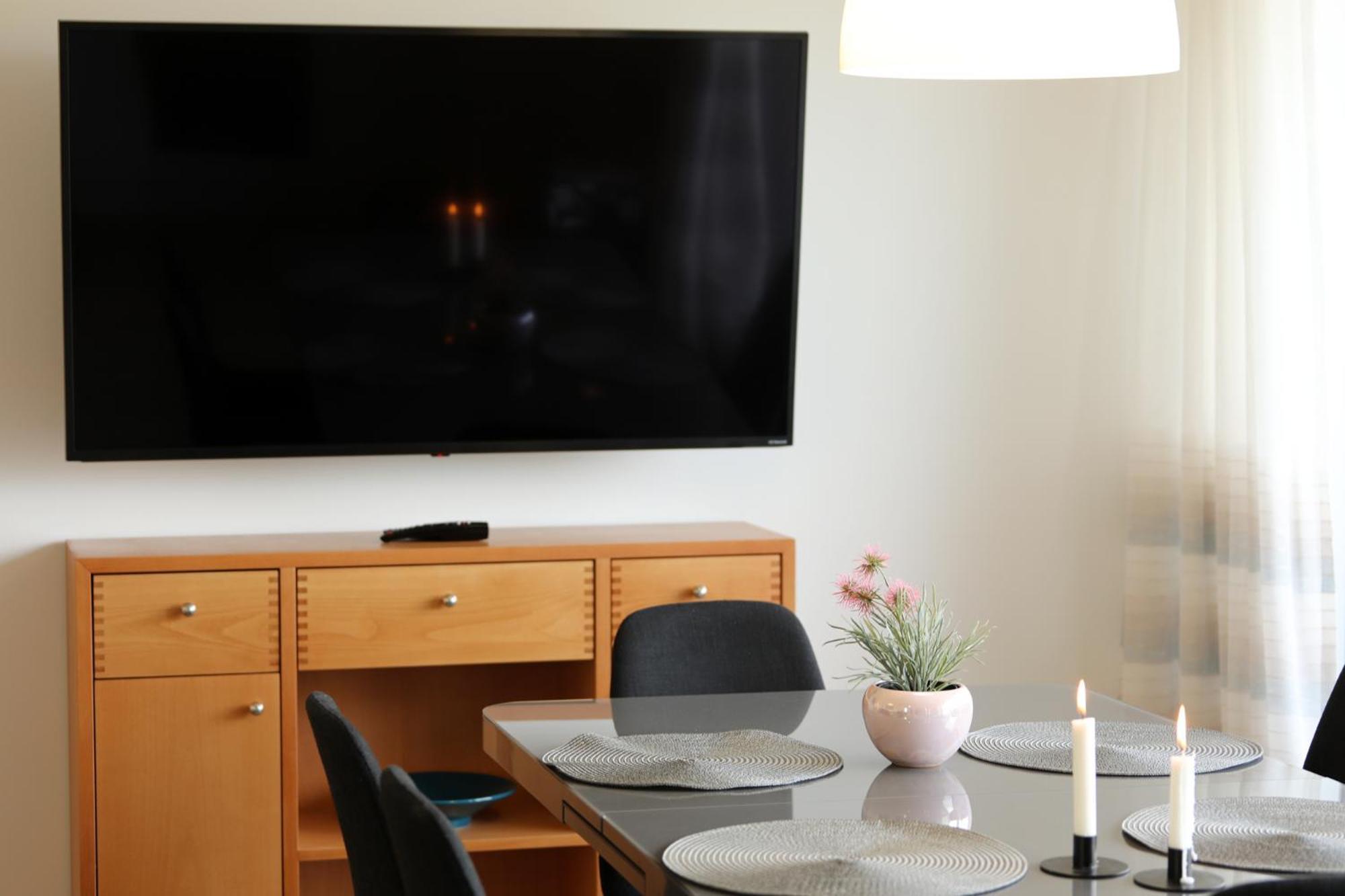 Atrium Apartman Heviz Mit Panoramaterrasse Und Tiefgarage Exteriör bild